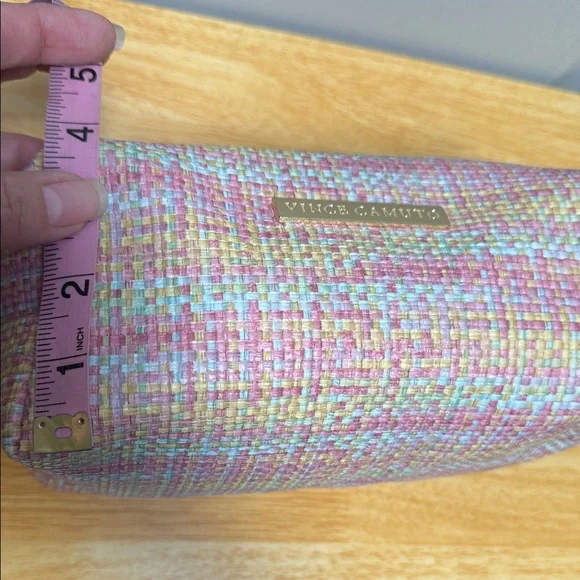 Vince Camuto Pastel Woven Cosmetic Bag 💕 - Picture 15 of 17